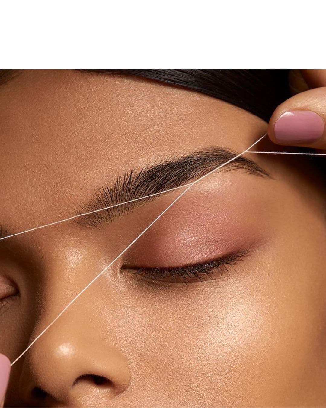 Cejas con hilo